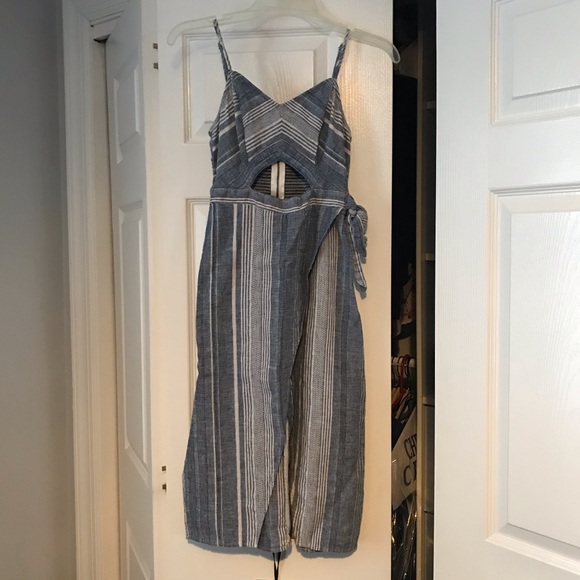 Express Dresses & Skirts - Express linen summer dress